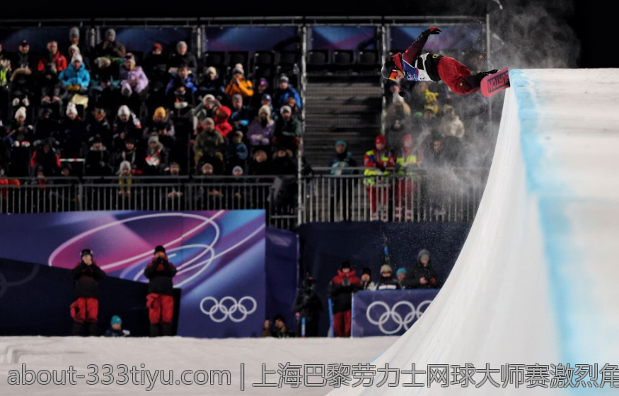 上海巴黎劳力士网球大师赛激烈角逐